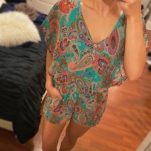 Gianni Bini Romper🌿